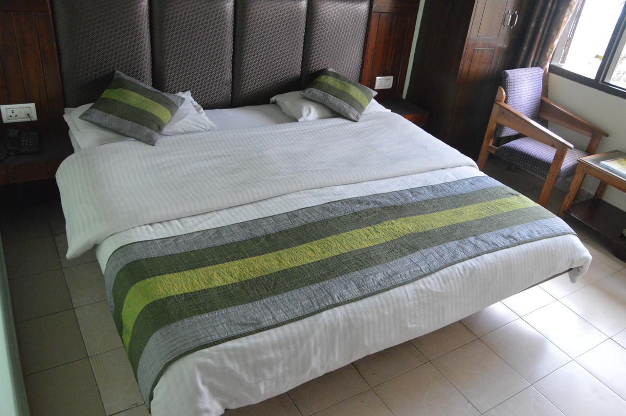 Hotel Kahkashan Mussoorie Eksteriør billede